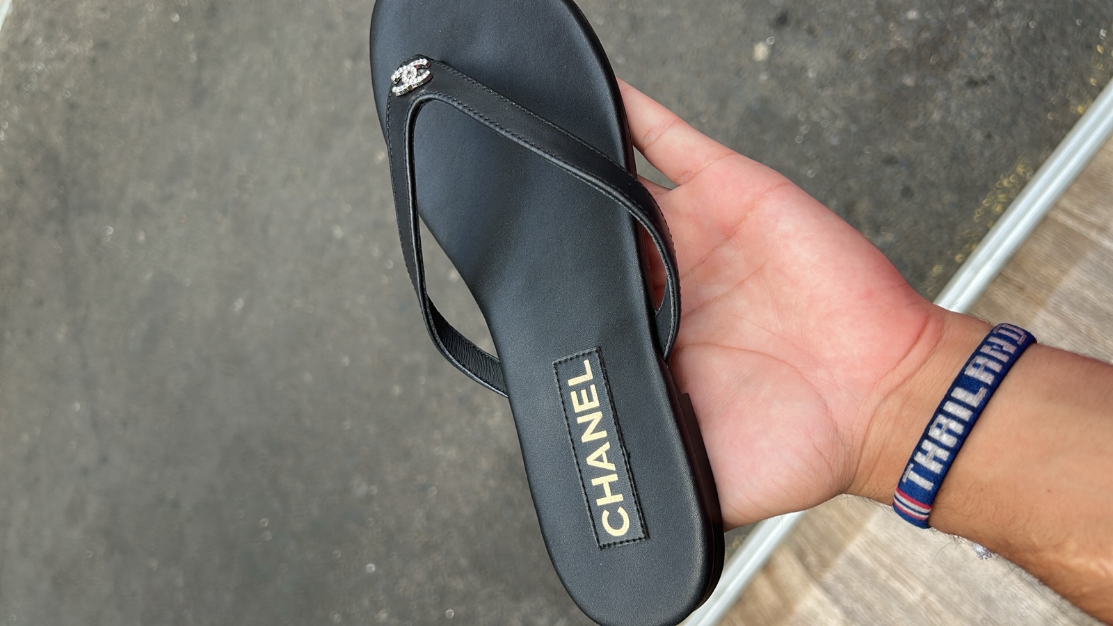 Sandales